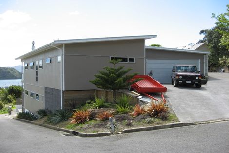 Photo of property in 33 Otago Street, Picton, 7220