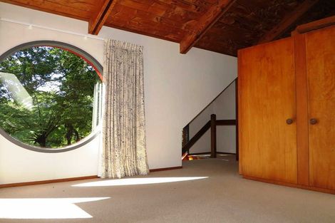 Photo of property in 52 Park Hill Road, Birkenhead, Auckland, 0626