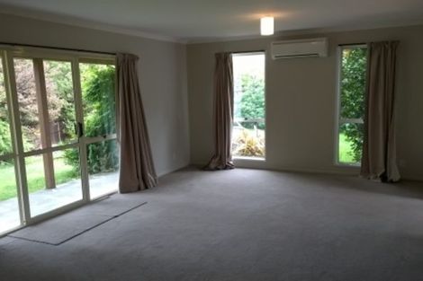 Photo of property in 48 Karnak Crescent, Russley, Christchurch, 8042