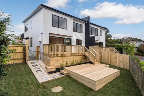 Photo of property in 30b Coronation Road, Hillcrest, Auckland, 0627