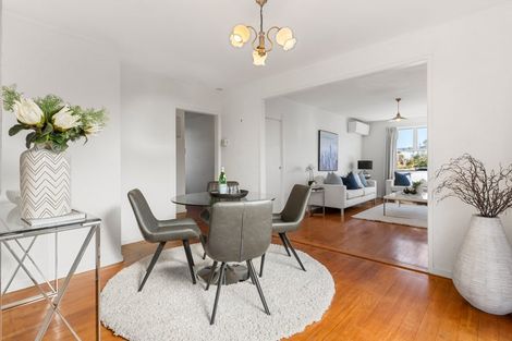 Photo of property in 1/1 Diomede Street, Bayswater, Auckland, 0622