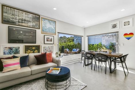 Photo of property in 161a Totara Road, Miramar, Wellington, 6022