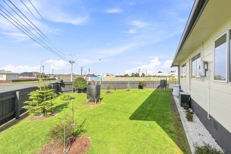 Photo of property in 1a Mosston Road, Castlecliff, Whanganui, 4501