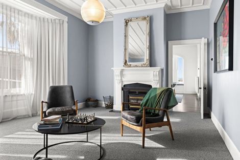 Photo of property in 15 Sealy Road, Bluff Hill, Napier, 4110