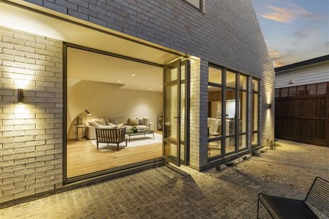 Photo of property in 29b Tonbridge Street, Merivale, Christchurch, 8014