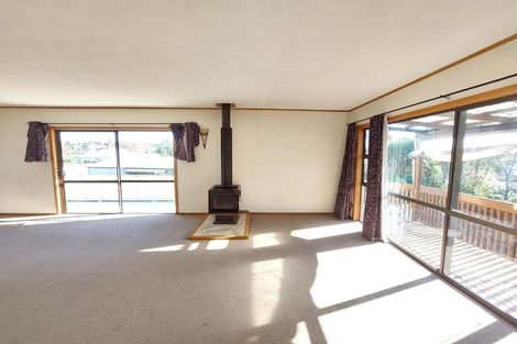 Photo of property in 5 Croydon Road, New Lynn, Auckland, 0600