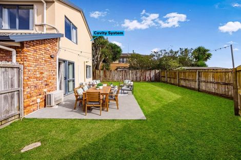 Photo of property in 18 Pitt Avenue, Clendon Park, Auckland, 2103