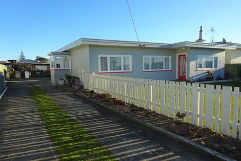 Photo of property in 98 Seabury Avenue, Foxton Beach, Foxton, 4815