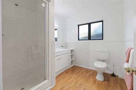 Photo of property in 1/16 Dalmahoy Place, Wattle Downs, Auckland, 2103