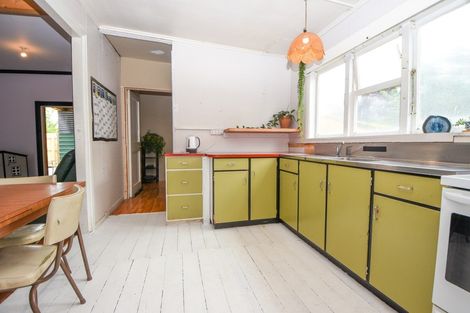 Photo of property in 6 Nobel Street, Carterton, 5713