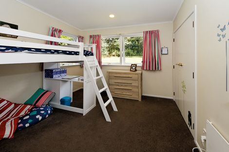 Photo of property in 198 Golf Road, Titirangi, Auckland, 0604