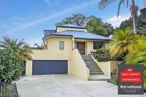 Photo of property in 92 Ngahere Drive, Horahora, Whangarei, 0110