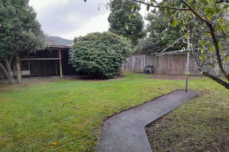 Photo of property in 27 Beauchamp Street, Karori, Wellington, 6012