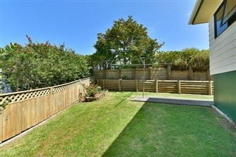 Photo of property in 165b Hibiscus Coast Highway, Red Beach, 0932