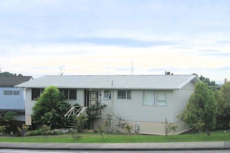 Photo of property in 301 Don Buck Road, Massey, Auckland, 0614