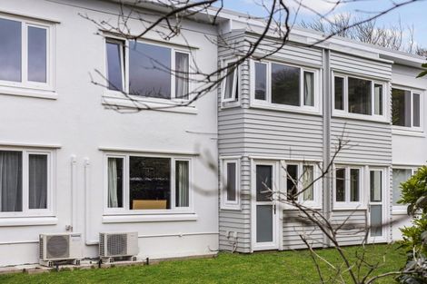 Photo of property in 3/18 Agra Crescent, Khandallah, Wellington, 6035