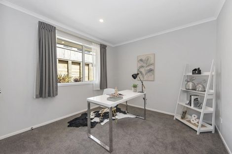 Photo of property in 6 Dulverton Rise, Flagstaff, Hamilton, 3210