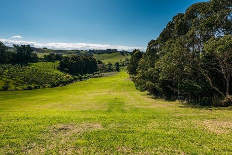 Photo of property in 56 Onetangi Road, Waiheke Island, 1971