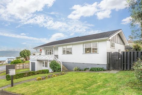 Photo of property in 3 Findhorn Place, Papakowhai, Porirua, 5024