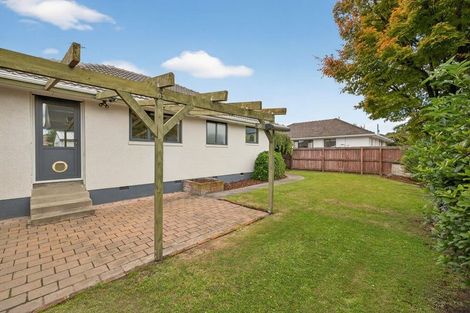 Photo of property in 88 Maidstone Road, Ilam, Christchurch, 8041