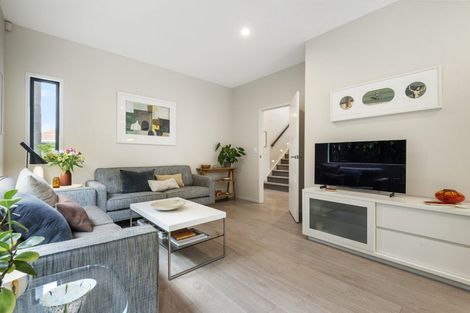 Photo of property in 23a Peter Terrace, Castor Bay, Auckland, 0620