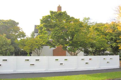 Photo of property in 12 Guinness Crescent, Ilam, Christchurch, 8041