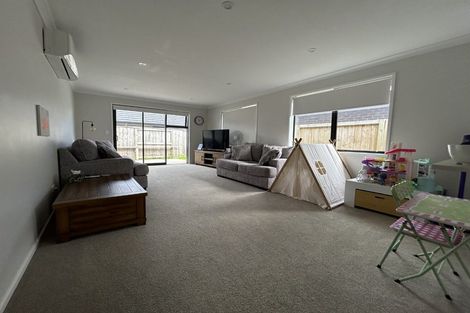 Photo of property in 2 Pakati Lane, Papamoa, 3118