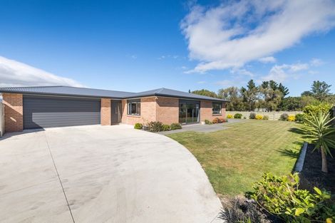 Photo of property in 9 Middleton Way, Ashhurst, 4810