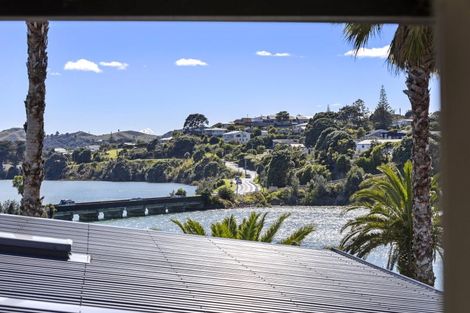 Photo of property in 6 Opotoru Road, Raglan, 3225
