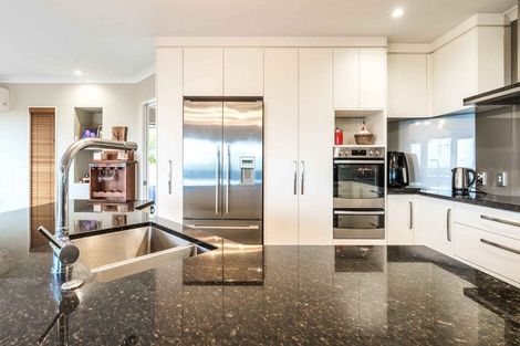 Photo of property in 14 Estates Terrace, Welcome Bay, Tauranga, 3175