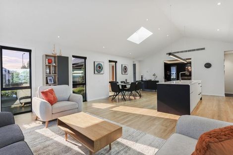 Photo of property in 16 Valour Drive, Rangiora, 7400