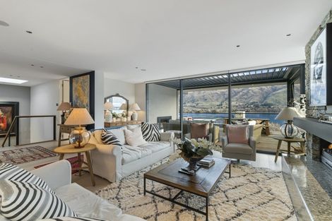 Photo of property in 12 Bay Rise, Wanaka, 9305