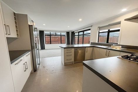 Photo of property in 8 Levi Place, Kelvin Grove, Palmerston North, 4414