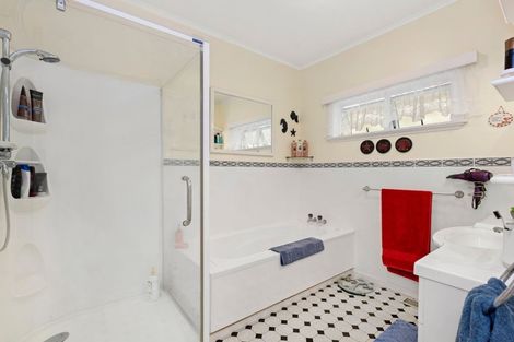 Photo of property in 44 Kimihia Road, Huntly, 3700