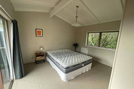 Photo of property in 50a Sunnyside Road, Sunnyvale, Auckland, 0612