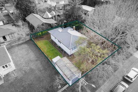 Photo of property in 1/21 Railway Street West, Papakura, 2110