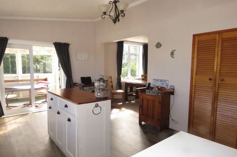 Photo of property in 28 Victory Street, Reefton, 7830