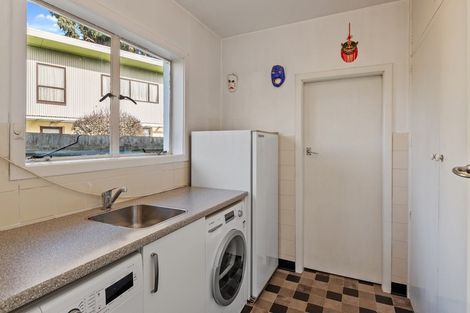 Photo of property in 15 Milnebank Street, Upper Riccarton, Christchurch, 8041