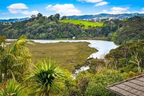 Photo of property in 74 Rivervale Grove, Stanmore Bay, Whangaparaoa, 0932