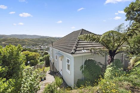 Photo of property in 27 Hudson Street, Island Bay, Wellington, 6023