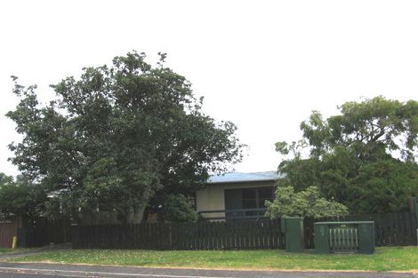 Photo of property in 94 Lauderdale Road, Birkdale, Auckland, 0626