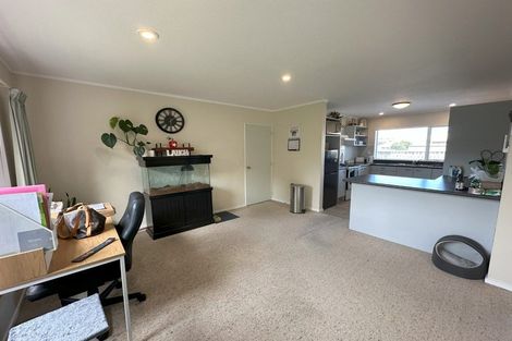 Photo of property in 5 Beachwater Grove, Paraparaumu Beach, Paraparaumu, 5032