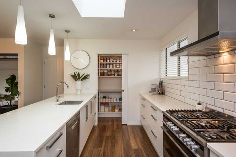 Photo of property in 33 Reginald Street, Burwood, Christchurch, 8083