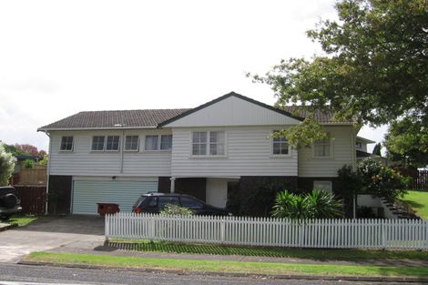 Photo of property in 1 Hamish Place, Sunnyhills, Auckland, 2010