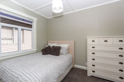 Photo of property in 11 Bulteel Street, New Plymouth, 4310