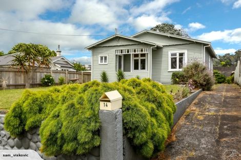 Photo of property in 14 Pukenui Street, Strandon, New Plymouth, 4312