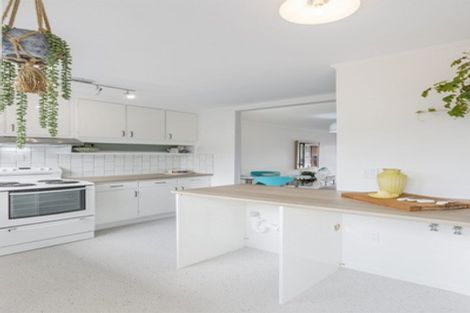 Photo of property in 5/1 Ribblesdale Road, Henderson, Auckland, 0612