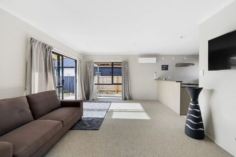 Photo of property in 19 Bolmuir Road, Forest Lake, Hamilton, 3200