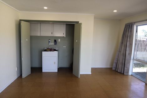 Photo of property in 19 Campbell Street, Alexandra, 9320