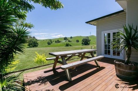 Photo of property in 144 Springfield Road, Taradale, Napier, 4183